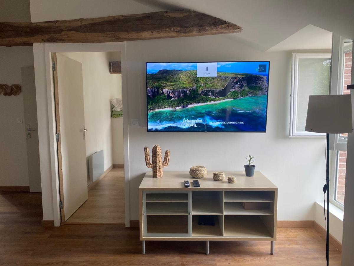 Charmant Appartement Avec Spa Fontenay-le-Comte Exteriér fotografie